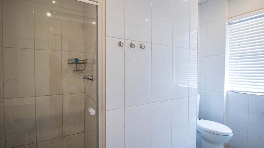 2 Bedroom Property for Sale in Elands Bay Western Cape